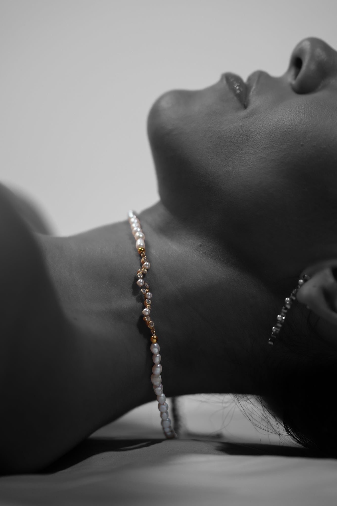 Chocker Enchanted Pearl